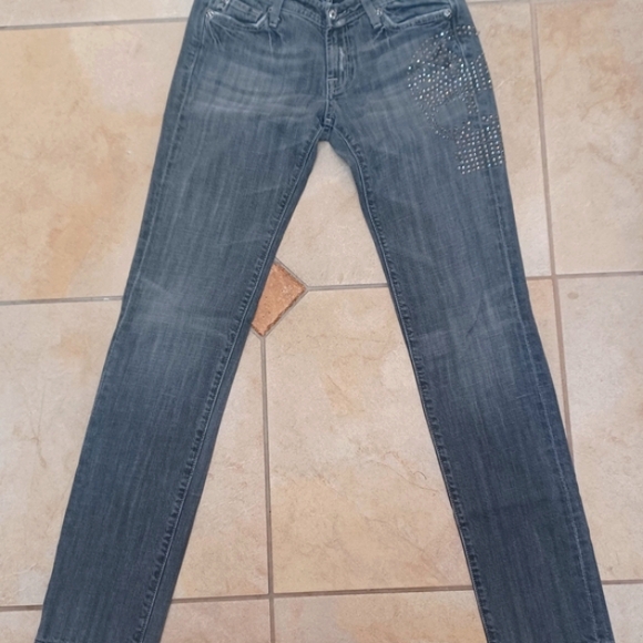 💀RARE! Miss Me Skull Rhinestone Distressed Grey Straight Leg Jeans 29x33 - Picture 3 of 13